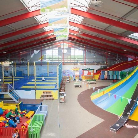Seepark Burhave_ Hotel Бутадинген Екстериор снимка