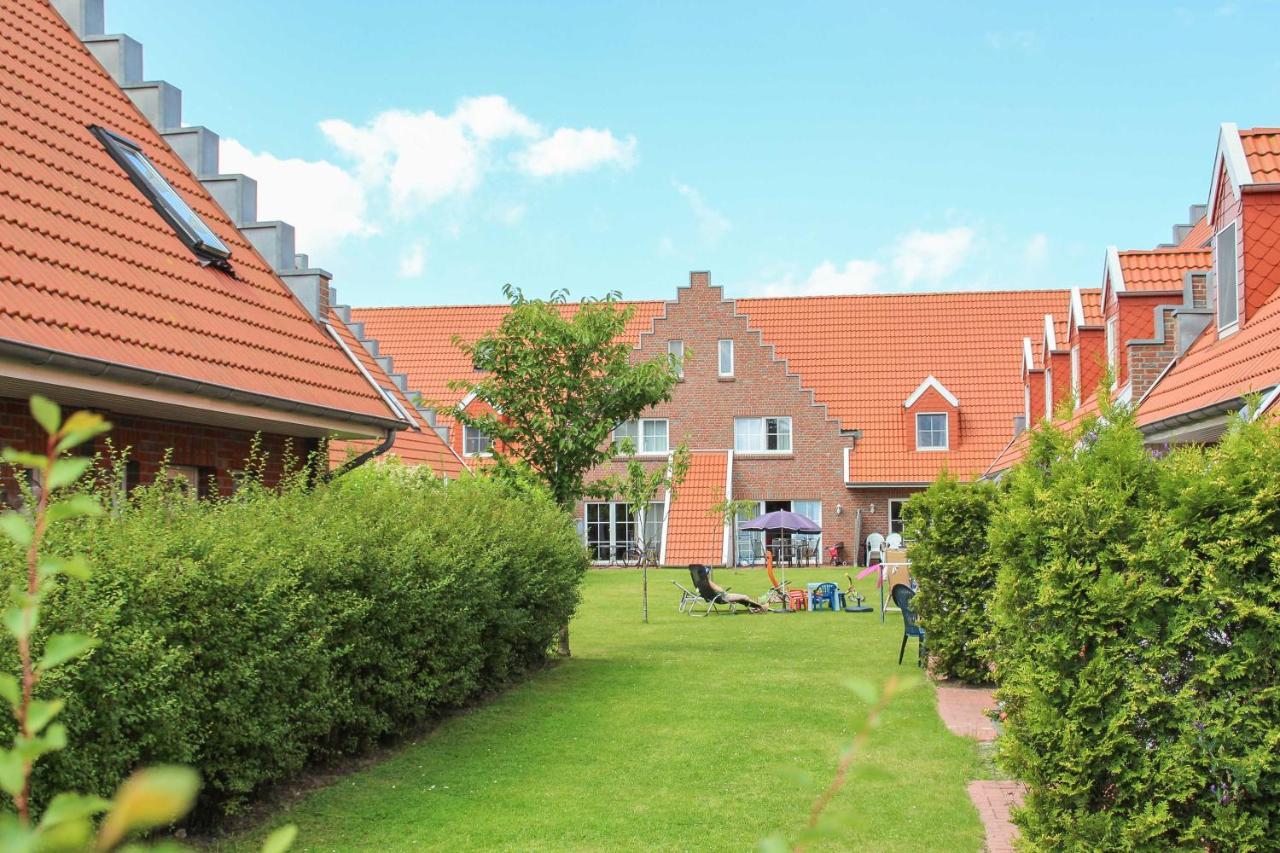 Seepark Burhave_ Hotel Бутадинген Екстериор снимка